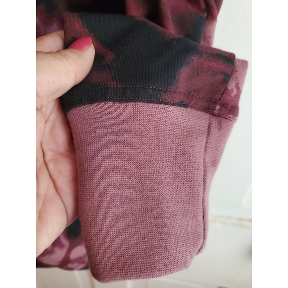 NEW Isabel Maternity by Ingrid & Isabel Sweatshirt - Picture 6 of 11